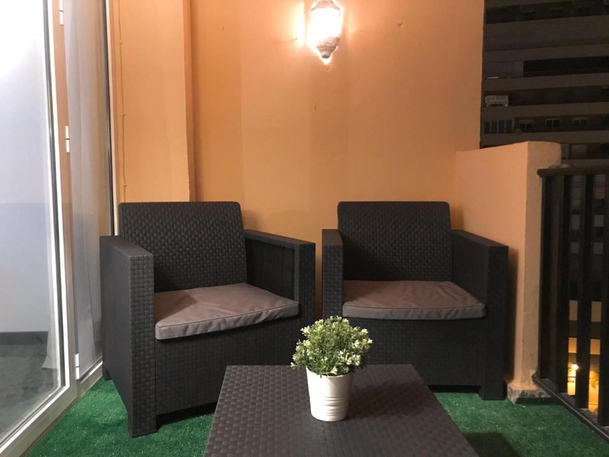 City Center & Terrace By Ele Apartments Малага Екстериор снимка